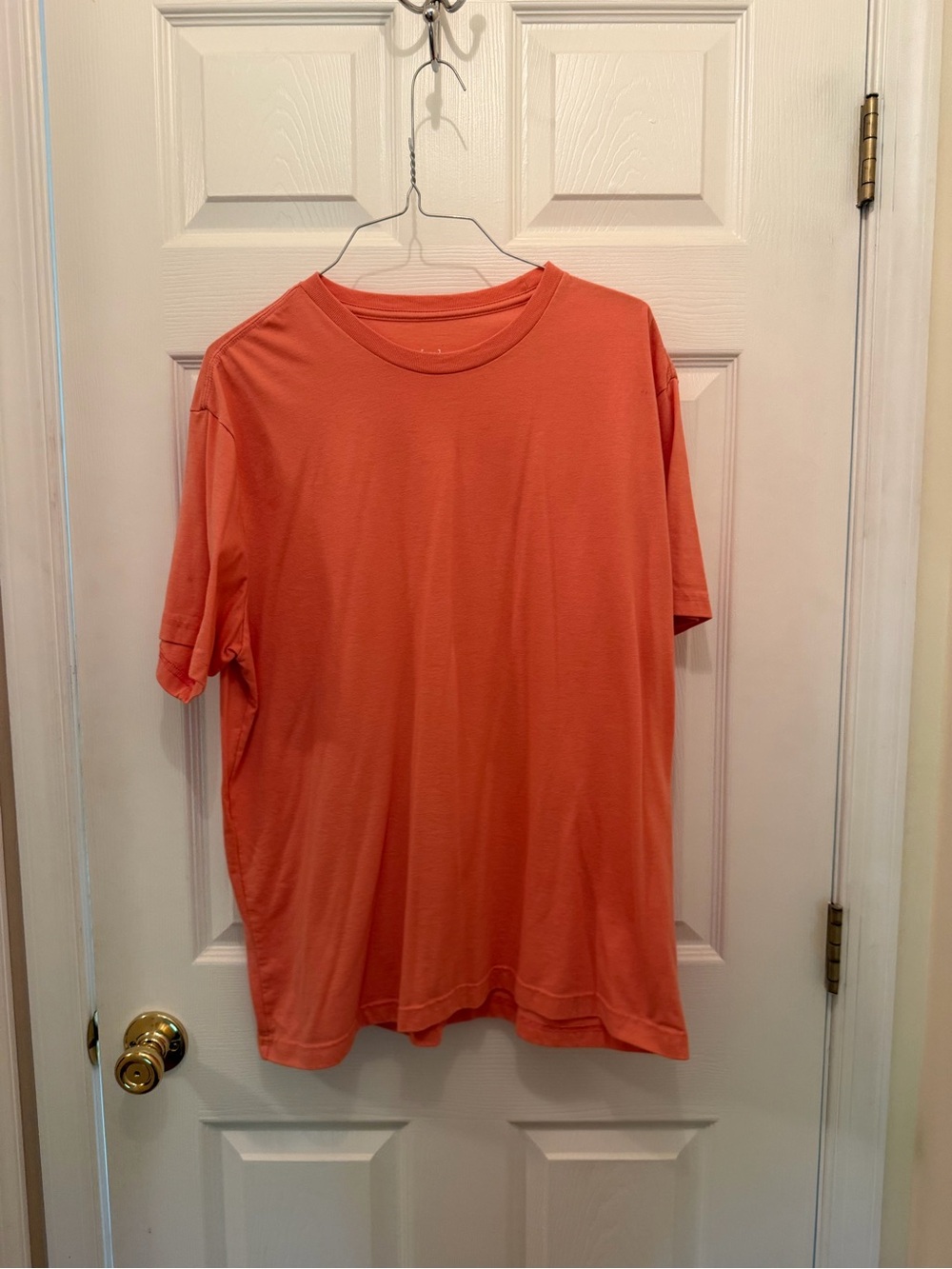 George Men's Short Sleeve Crew Neck T-Shirt in Coral